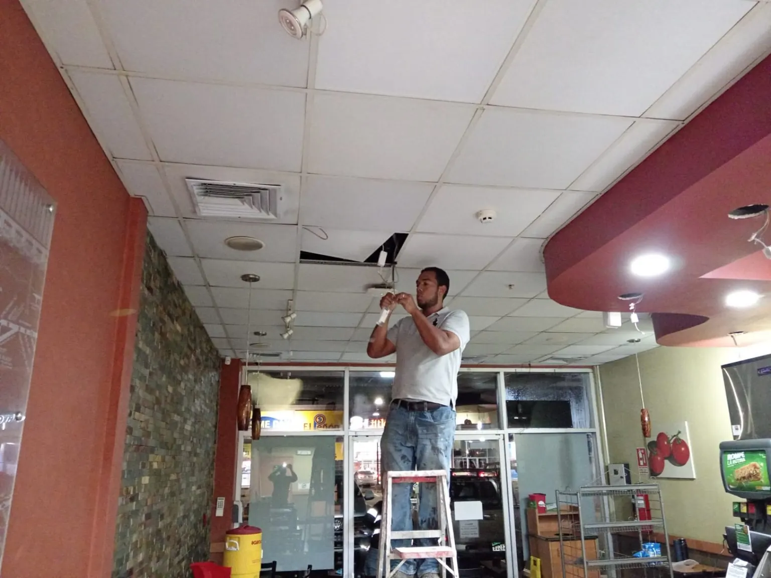 Mantenimiento integral de local comercial - 2